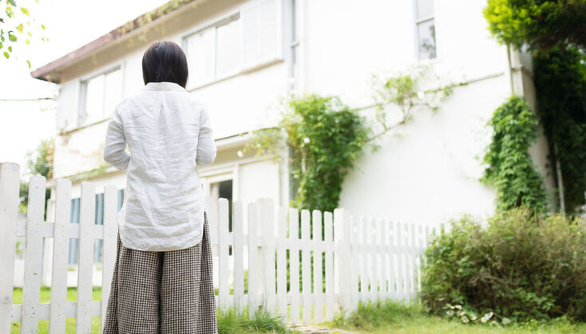 隣人との不倫が気になったら？近所付き合いと疑いを分けて確認する方法