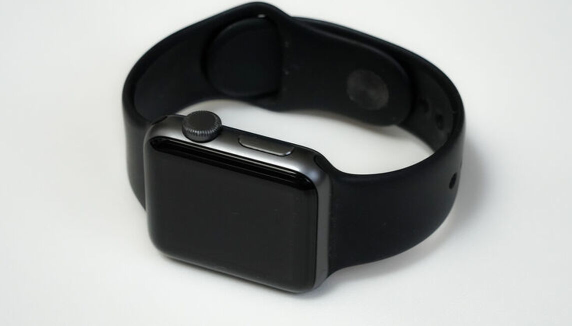 Apple Watchから浮気は分かる？通知・位置情報・健康データを読み違えないために